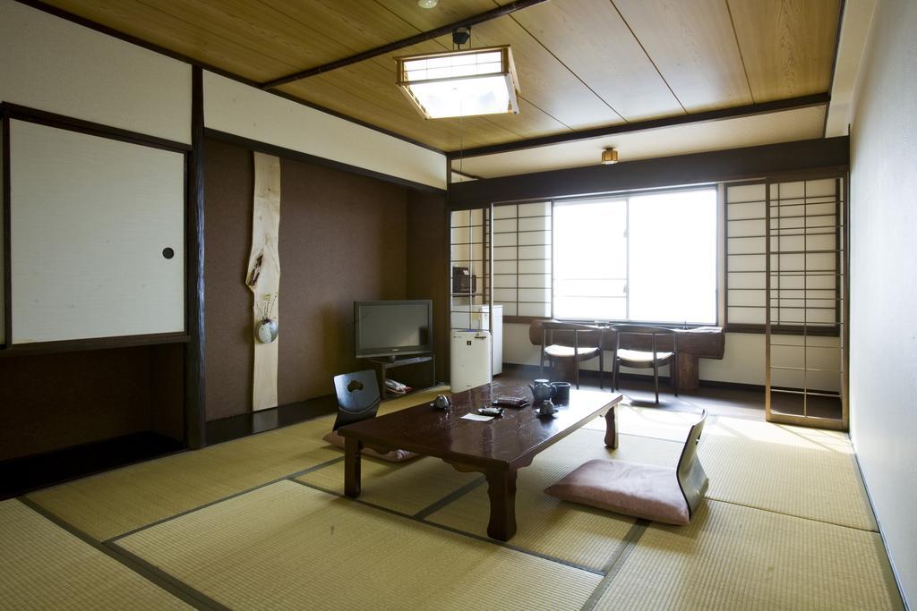 The Beach Kurotake Hotel Tokoname Esterno foto