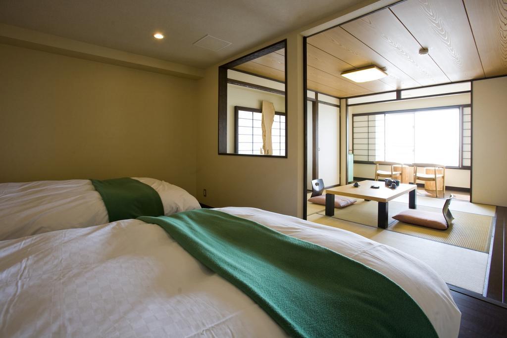 The Beach Kurotake Hotel Tokoname Esterno foto
